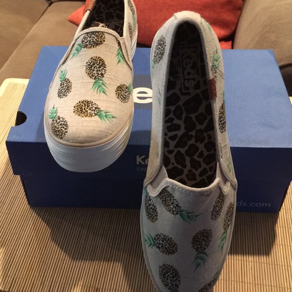 Meds pineapple sneakers 7.5 - Picture 1 of 6
